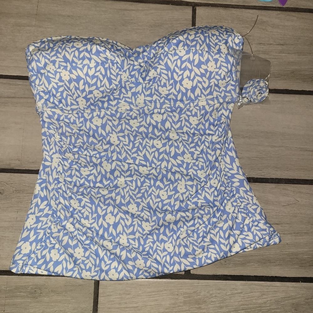 Swim Top/ Tankini Top - Draper James NWT Size Small